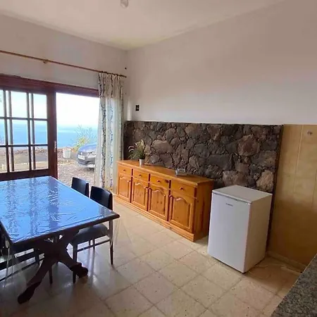 Aprtamento Rural El Pino El Pinar (El Hierro)